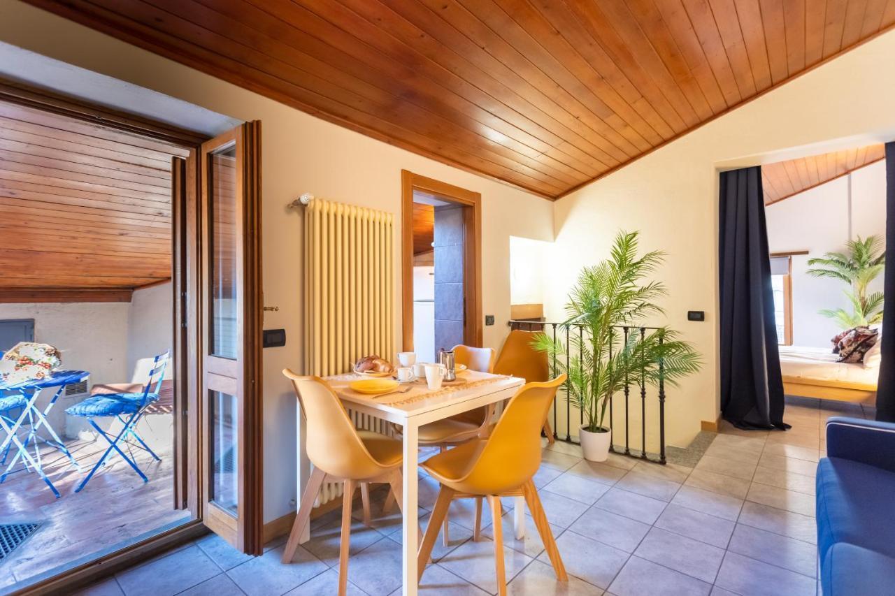 Blue Attic - Historical Como City Center By Rent All Côme Esterno foto