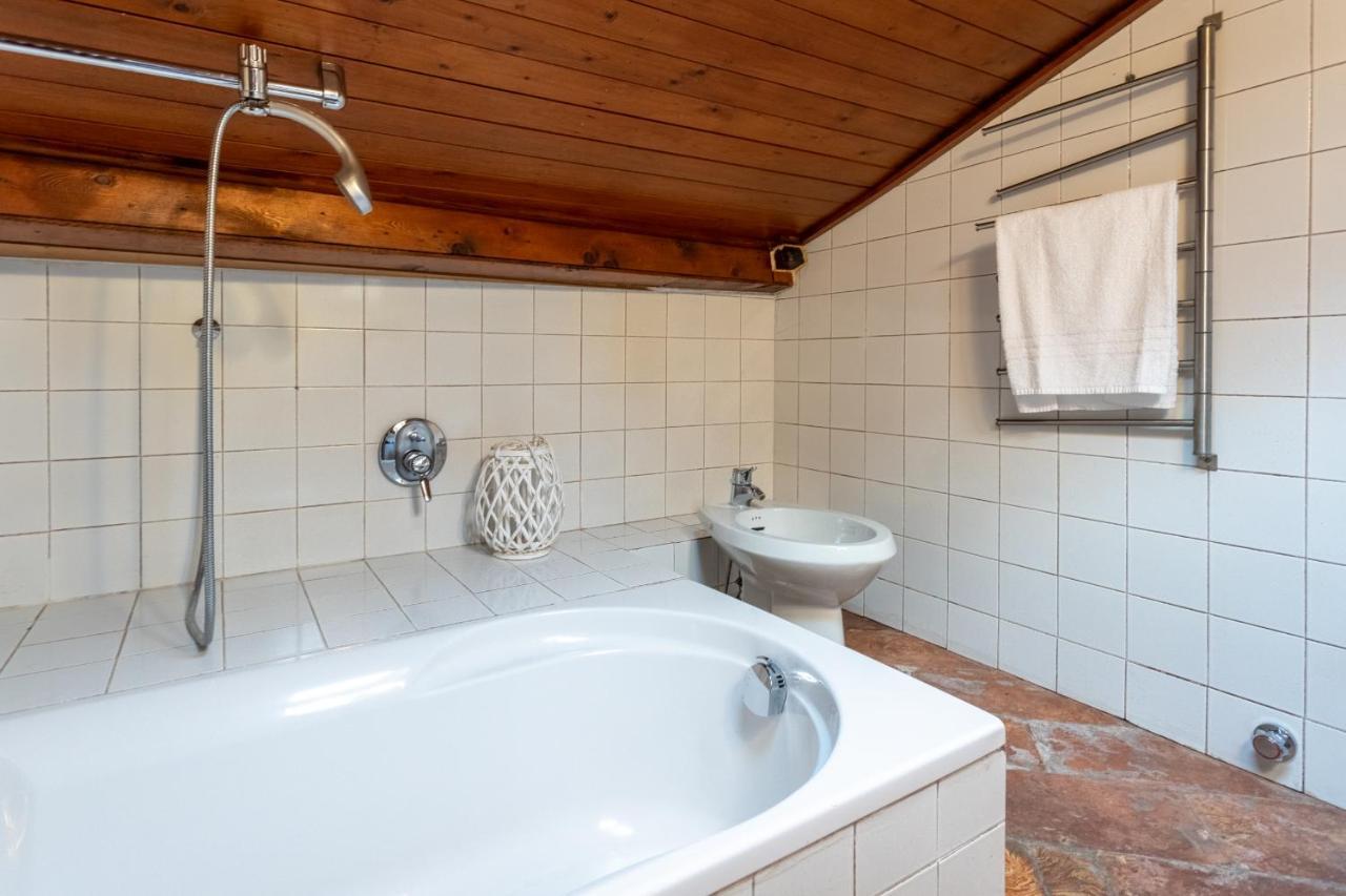Blue Attic - Historical Como City Center By Rent All Côme Esterno foto