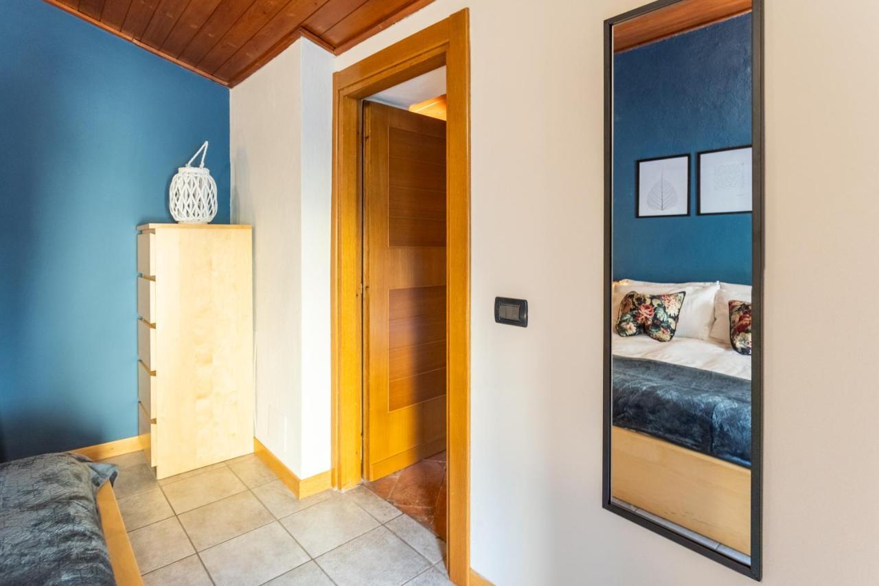 Blue Attic - Historical Como City Center By Rent All Côme Esterno foto